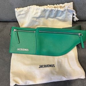 Jacquemus La Banane Carre